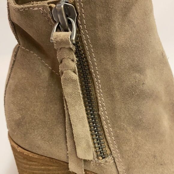 Dolce Vita Lana block heel leather bootie A16 - Picture 6 of 10